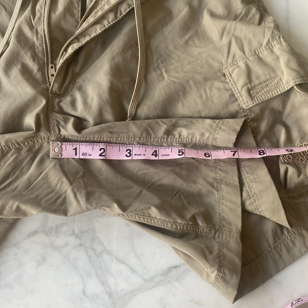 THE NORTH FACE Womens‎ Shorts 6 long 7” inseam - Picture 6 of 9